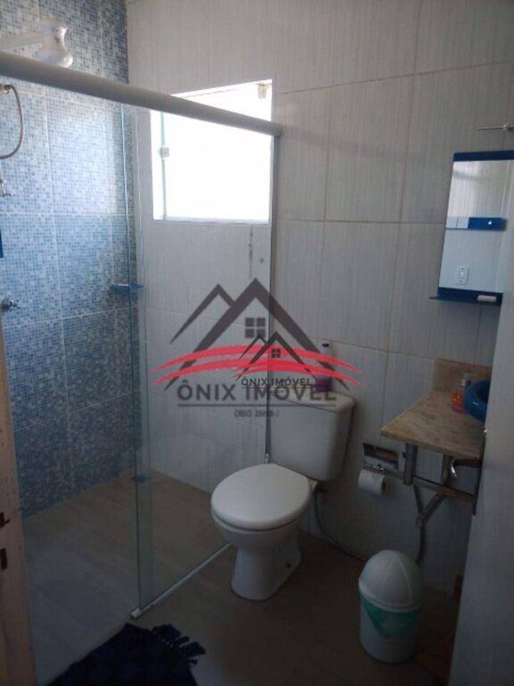 Casa à venda com 4 quartos, 160m² - Foto 1