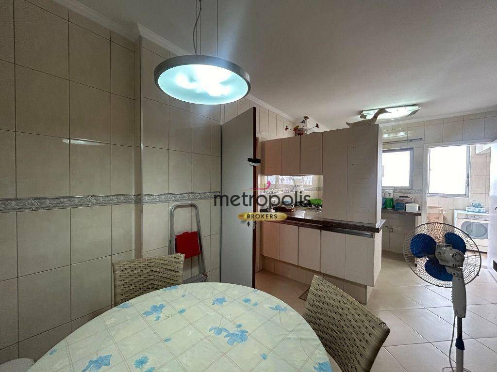 Apartamento à venda com 3 quartos, 212m² - Foto 10