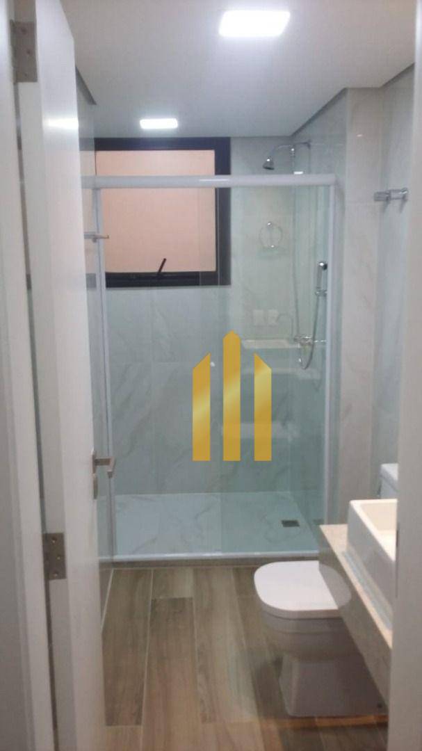 Apartamento para alugar com 4 quartos, 143m² - Foto 12