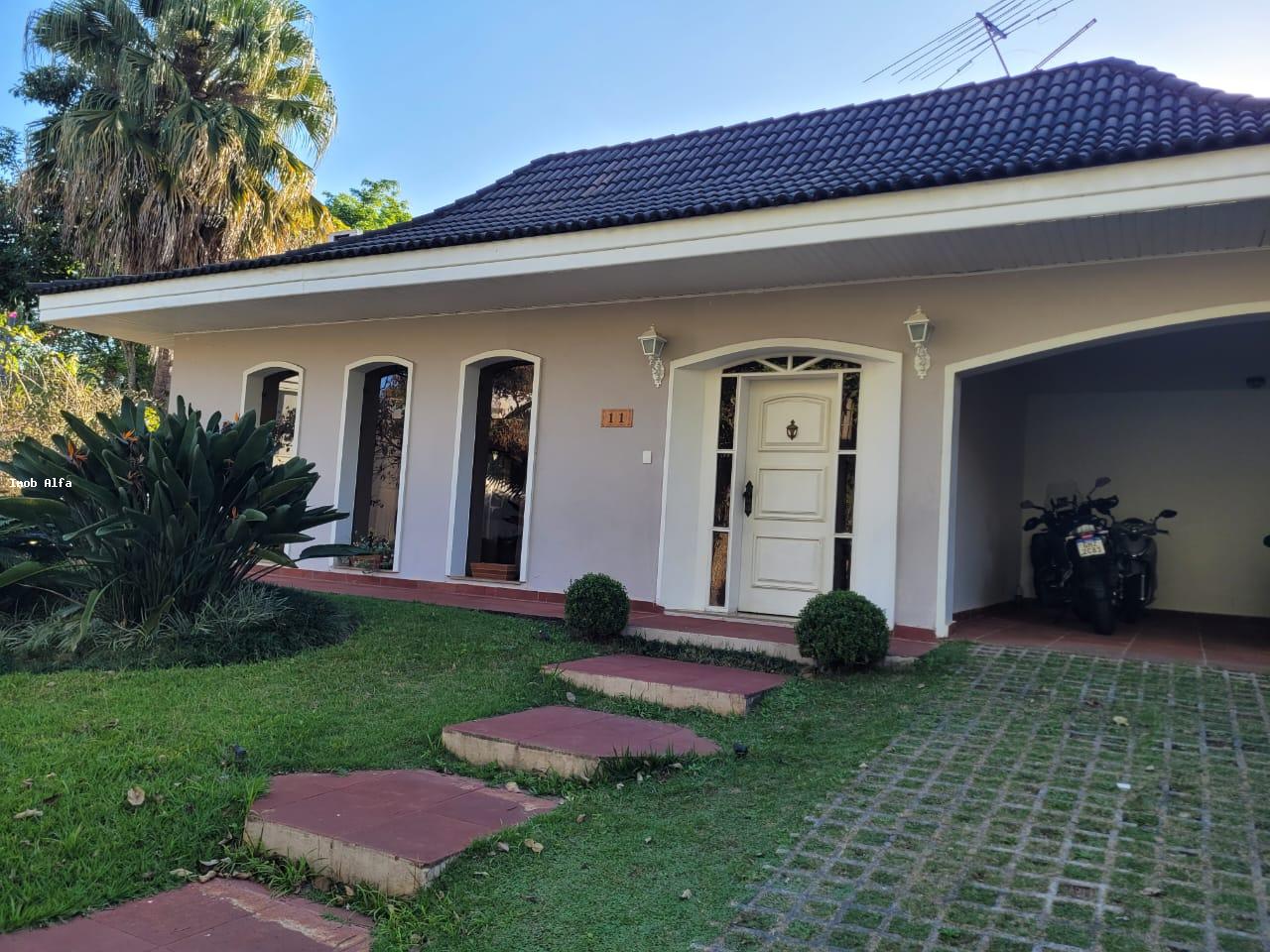 Casa de Condomínio à venda com 4 quartos, 593m² - Foto 1