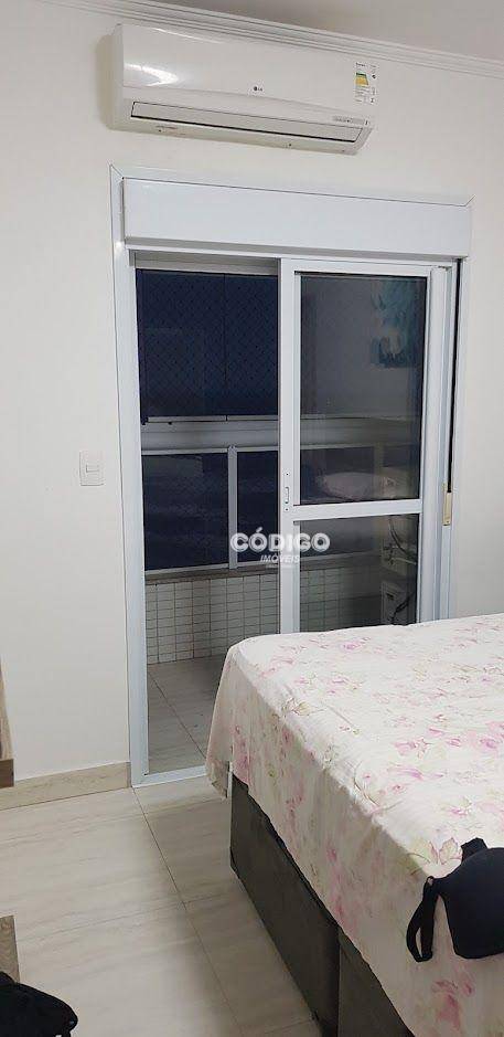 Apartamento à venda com 3 quartos, 134m² - Foto 22