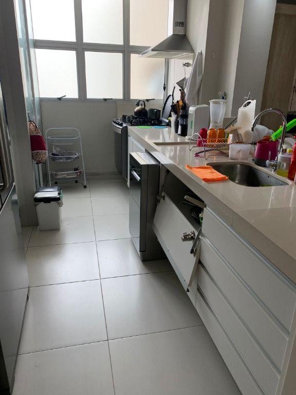 Apartamento à venda e aluguel com 3 quartos, 126m² - Foto 17