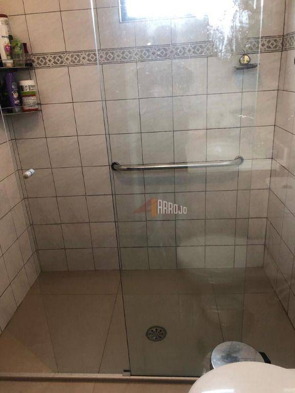 Sobrado à venda com 3 quartos, 219m² - Foto 10