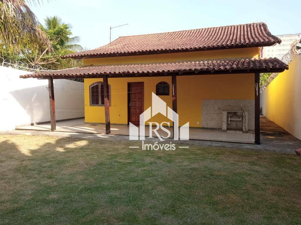 Casa à venda com 3 quartos, 100m² - Foto 13