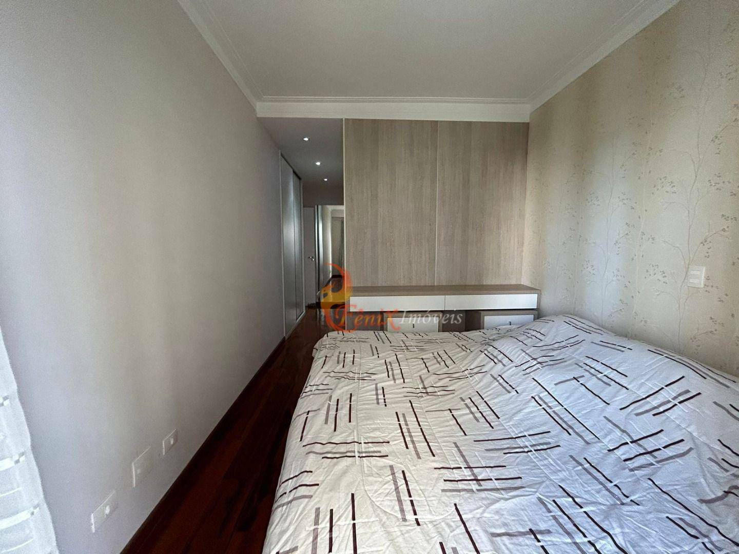 Apartamento à venda com 3 quartos, 156m² - Foto 5