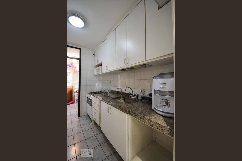 Apartamento à venda com 3 quartos, 77m² - Foto 14