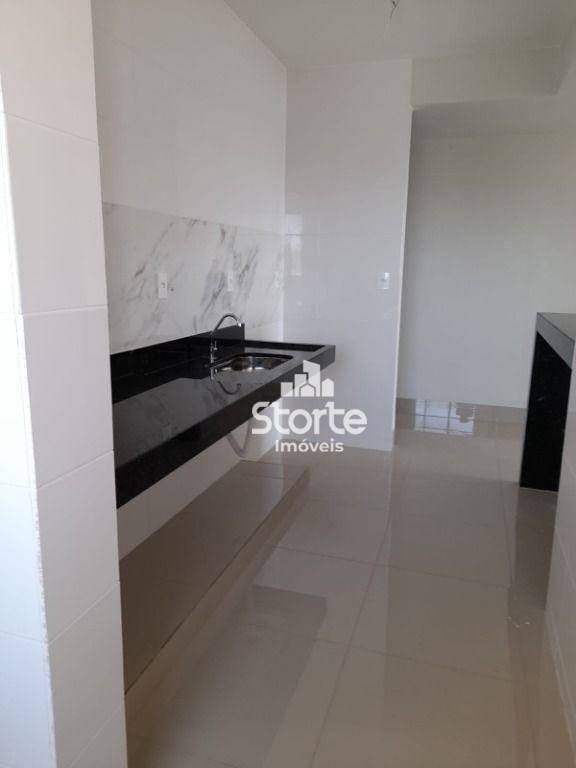 Apartamento à venda com 2 quartos, 62m² - Foto 24