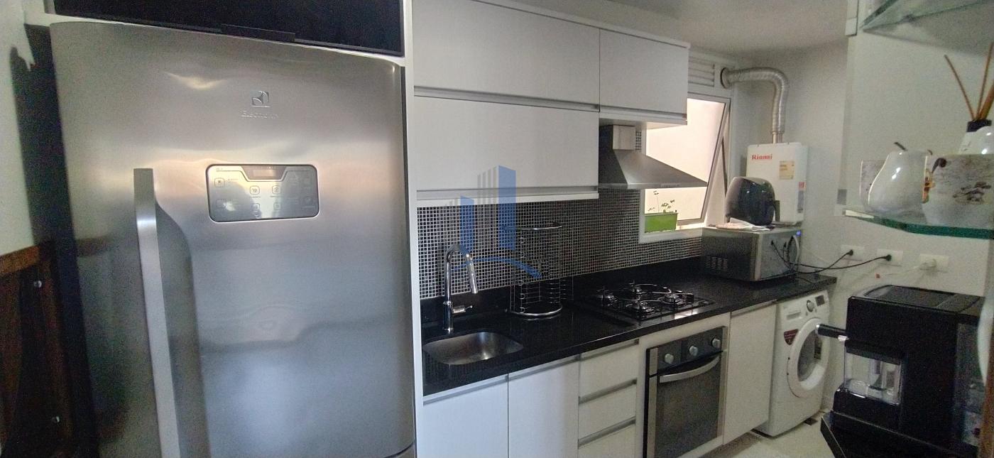 Apartamento à venda com 3 quartos, 66m² - Foto 7