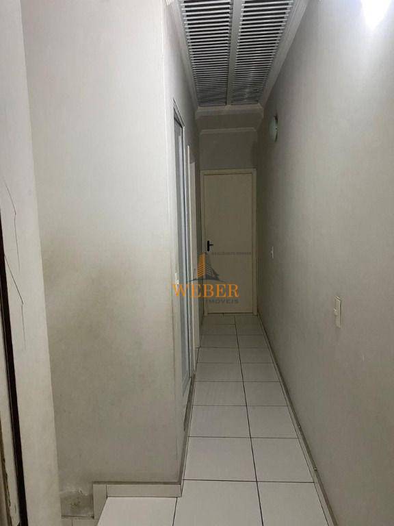 Sobrado à venda com 4 quartos, 300m² - Foto 8