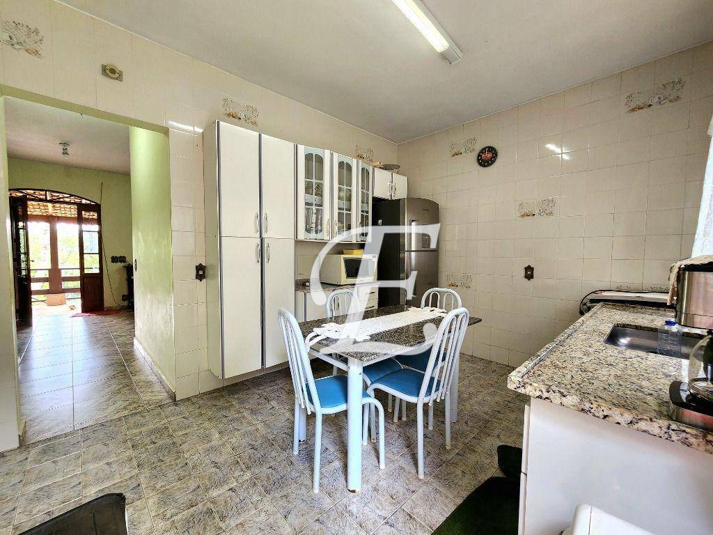 Chácara à venda com 6 quartos, 300m² - Foto 24