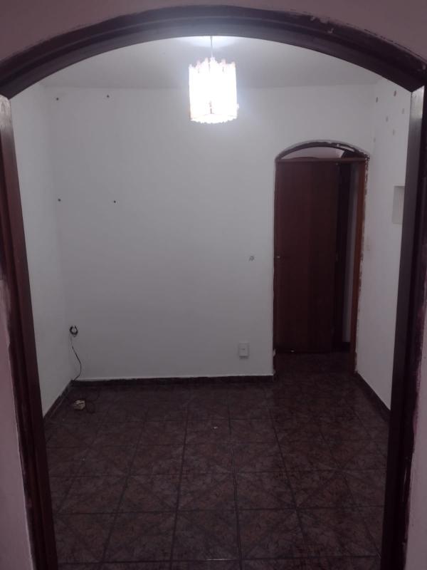 Apartamento à venda com 2 quartos, 62m² - Foto 13