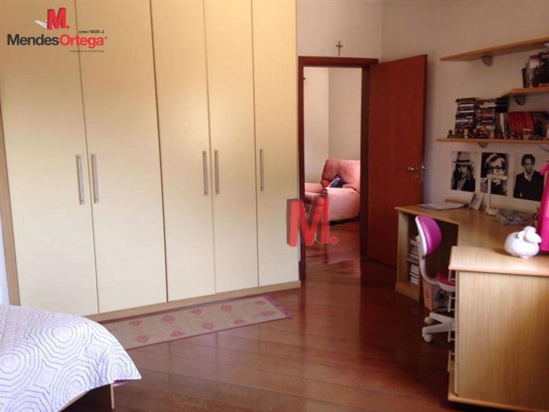 Casa à venda com 3 quartos, 450m² - Foto 16