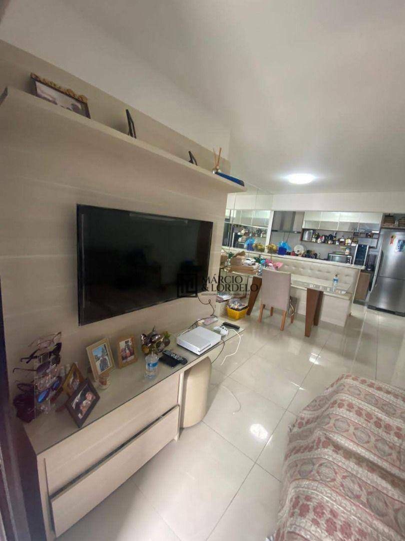 Apartamento à venda com 2 quartos, 72m² - Foto 41