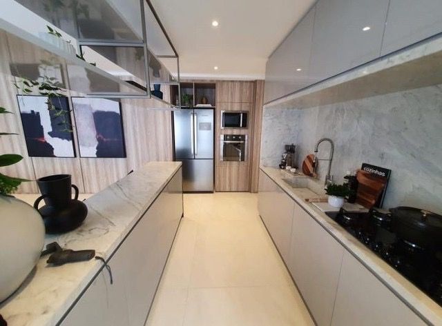 Apartamento à venda com 3 quartos, 150m² - Foto 1