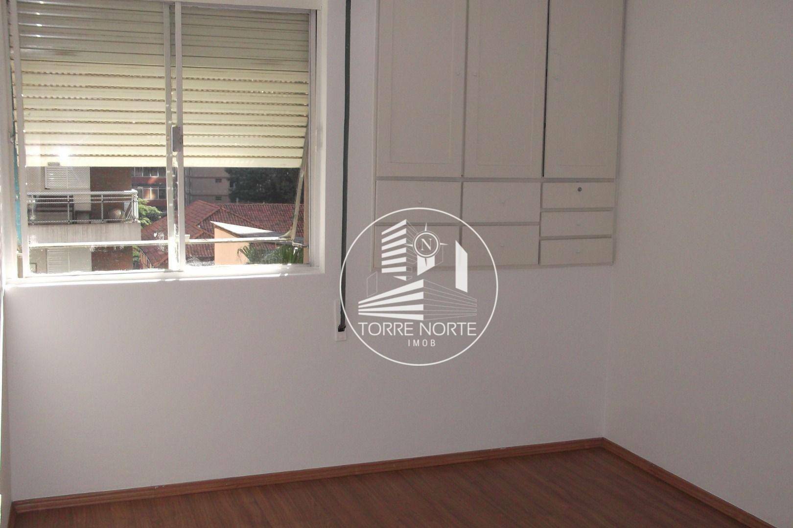 Apartamento para alugar com 2 quartos, 112m² - Foto 2