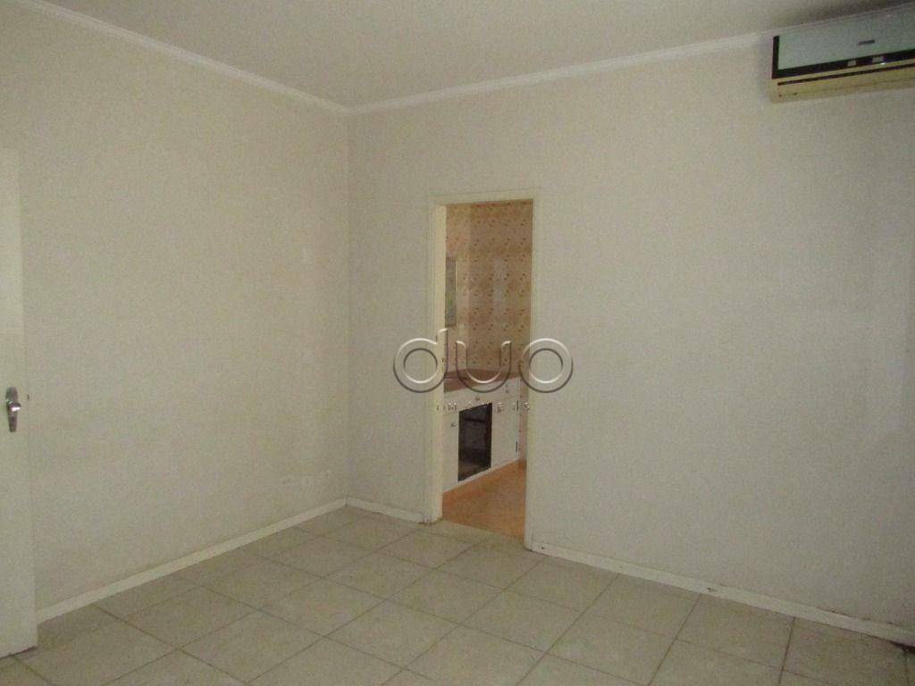 Casa para alugar com 3 quartos, 234m² - Foto 23