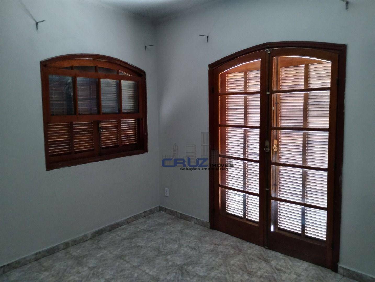 Casa para alugar com 2 quartos, 130m² - Foto 43