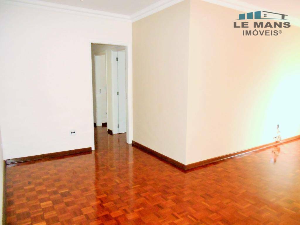 Apartamento à venda com 3 quartos, 120m² - Foto 8