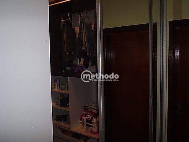 Casa à venda com 4 quartos, 330m² - Foto 13
