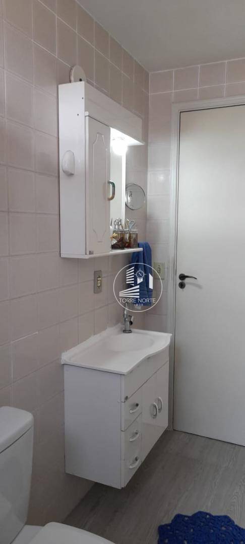 Apartamento à venda com 2 quartos, 55m² - Foto 32