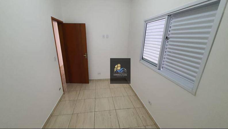 Casa à venda com 2 quartos, 70m² - Foto 8