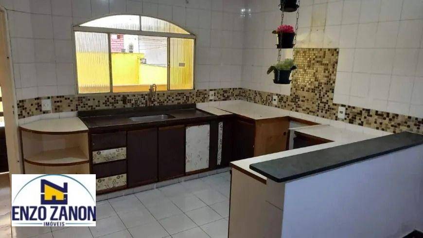 Sobrado à venda e aluguel com 3 quartos, 350m² - Foto 3