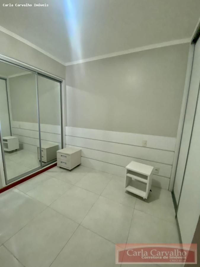 Apartamento à venda com 3 quartos, 90m² - Foto 2