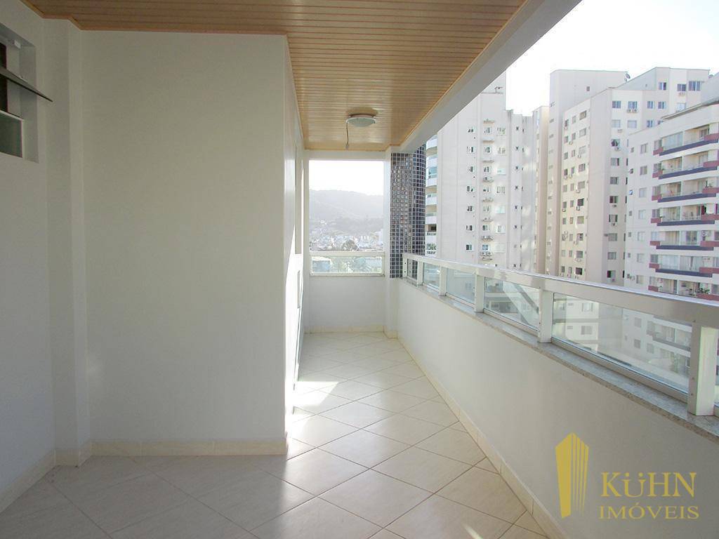 Apartamento à venda com 2 quartos, 121m² - Foto 16