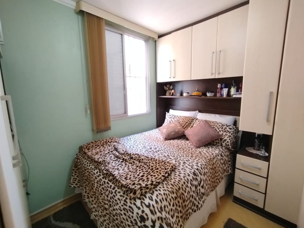 Apartamento à venda com 2 quartos, 55m² - Foto 12