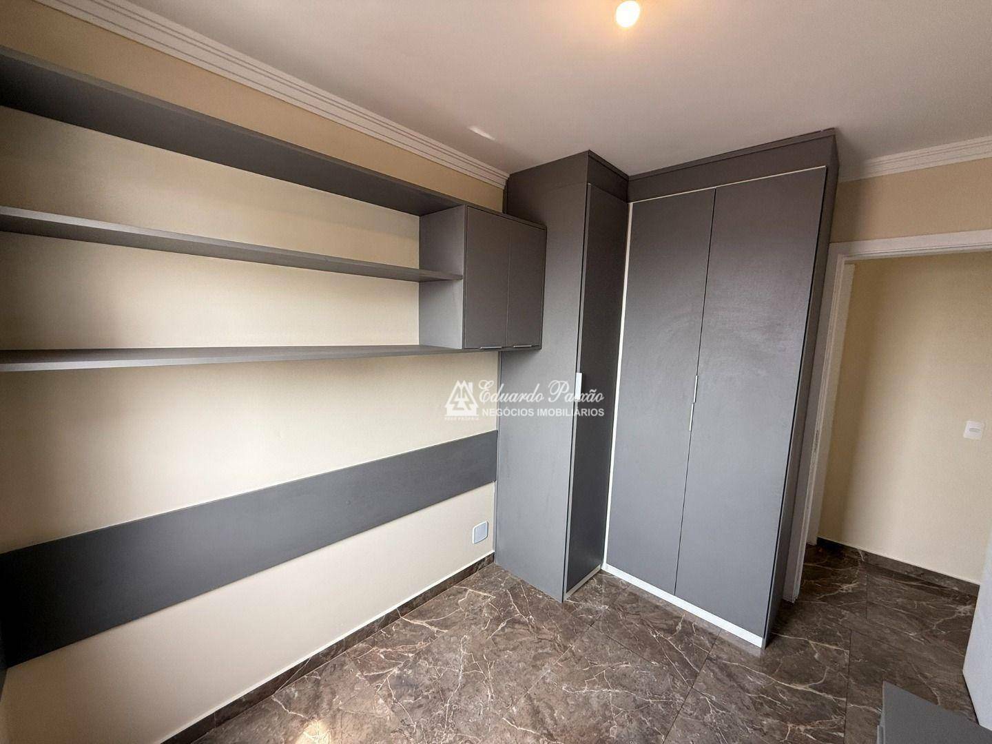 Apartamento à venda com 3 quartos, 76m² - Foto 16