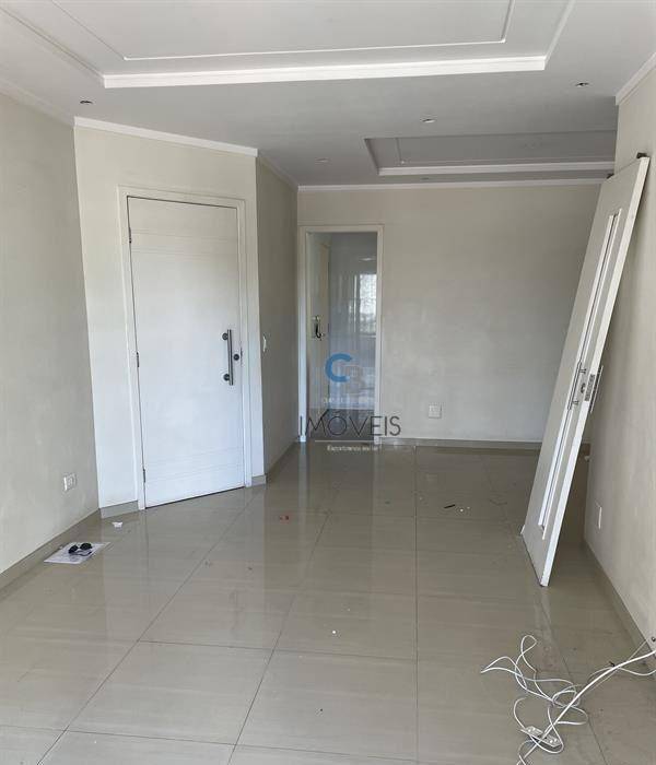 Apartamento à venda com 3 quartos, 92m² - Foto 3