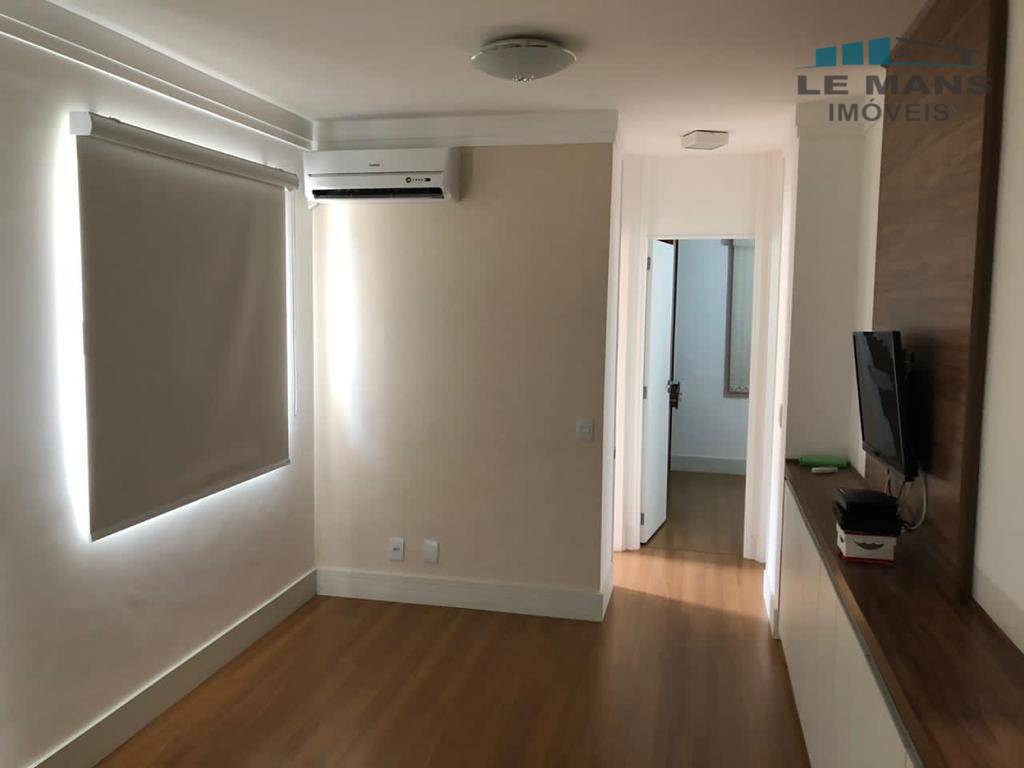 Apartamento à venda com 2 quartos, 63m² - Foto 17