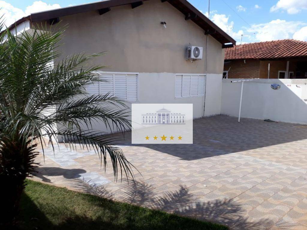 Casa à venda com 3 quartos, 110m² - Foto 4