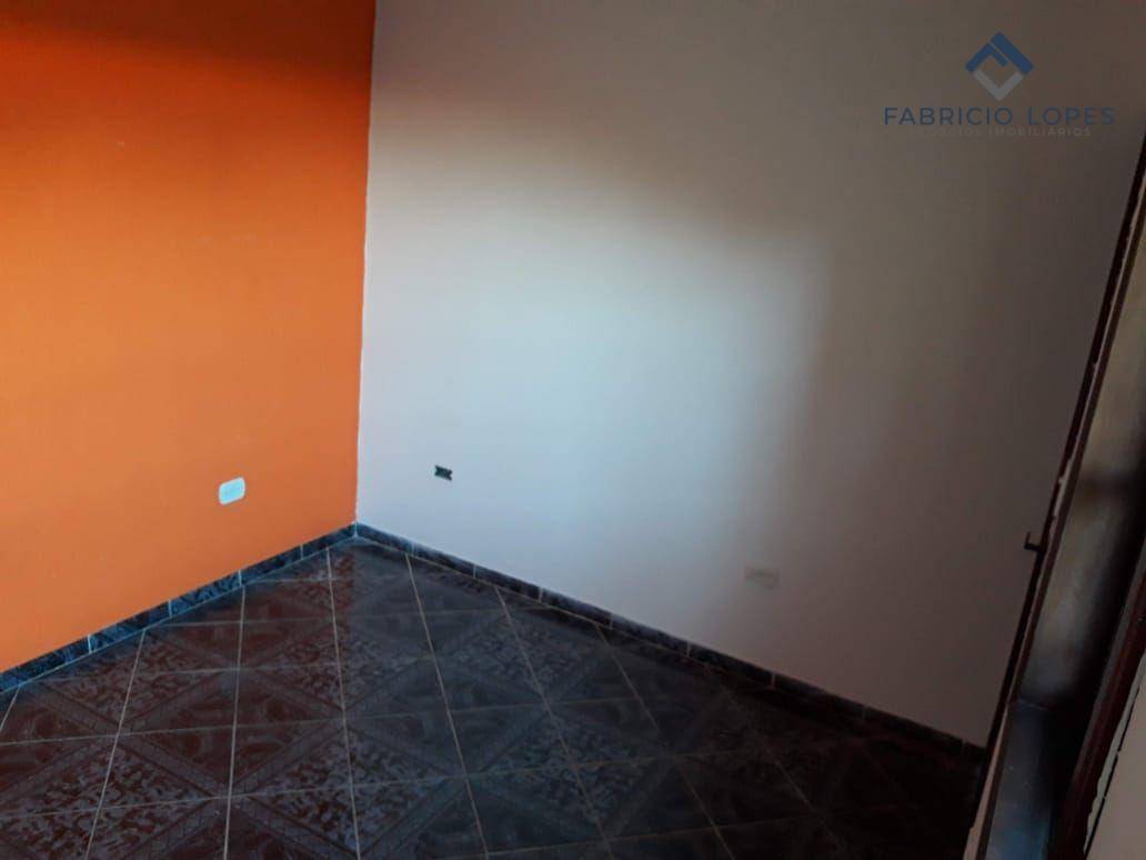 Casa à venda com 5 quartos, 179m² - Foto 14