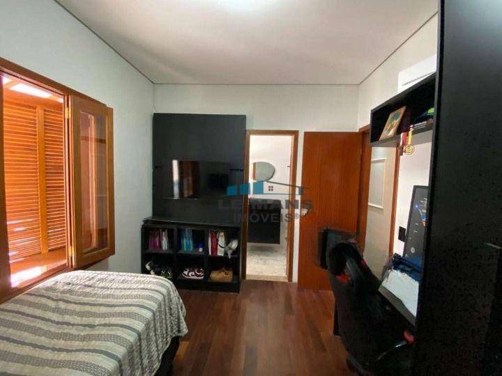 Casa de Condomínio à venda com 4 quartos, 340m² - Foto 28