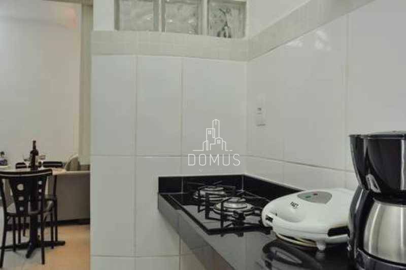 Apartamento à venda com 1 quarto, 33m² - Foto 11