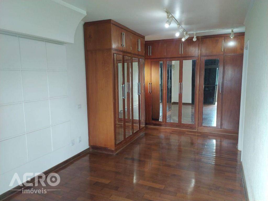 Apartamento à venda com 3 quartos, 240m² - Foto 30