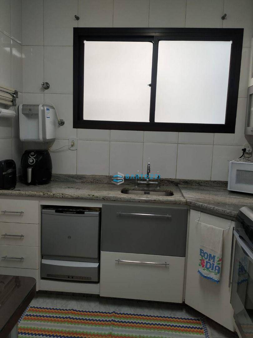 Apartamento à venda com 3 quartos, 104m² - Foto 17