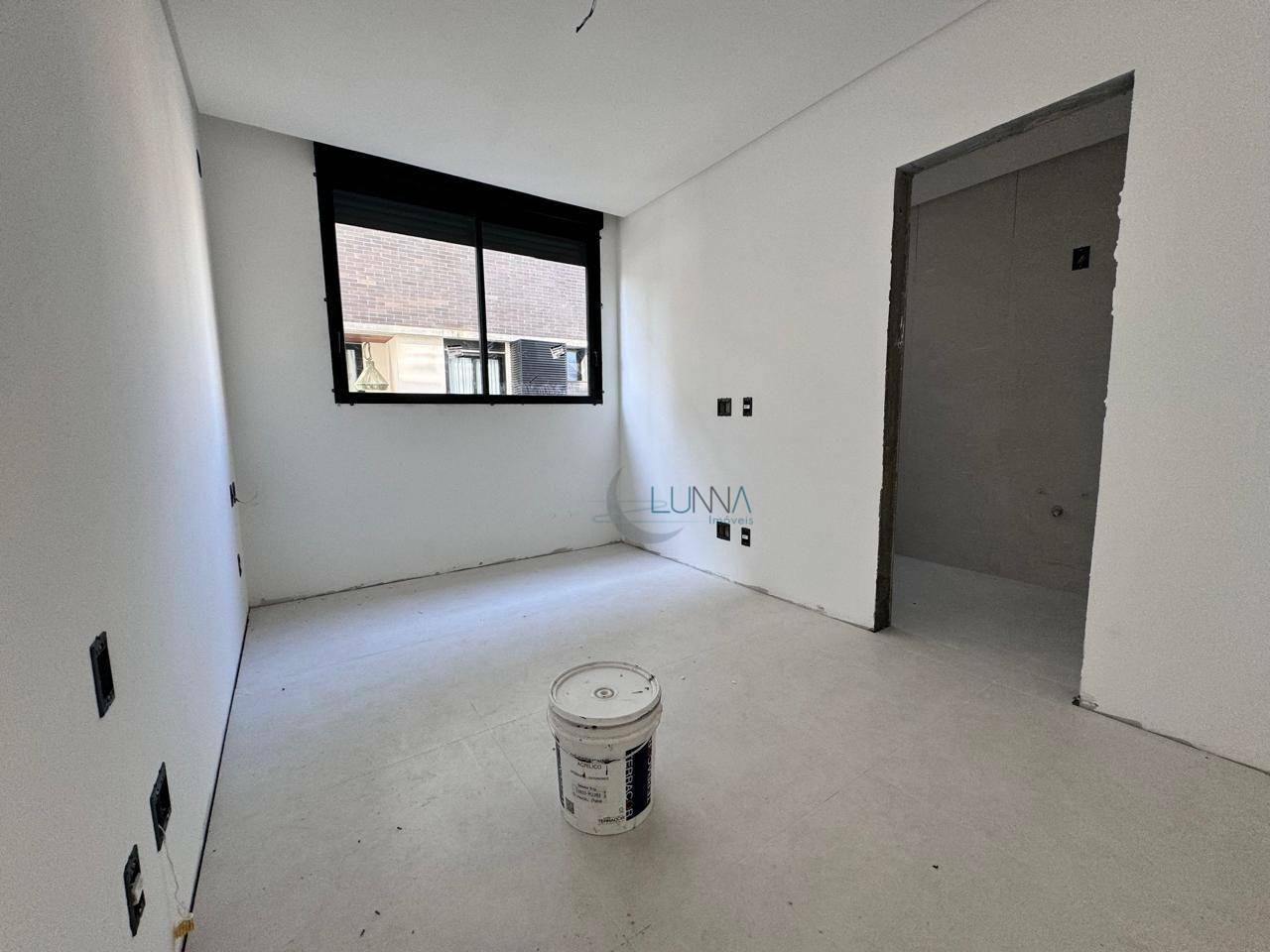 Apartamento à venda com 3 quartos, 122m² - Foto 13