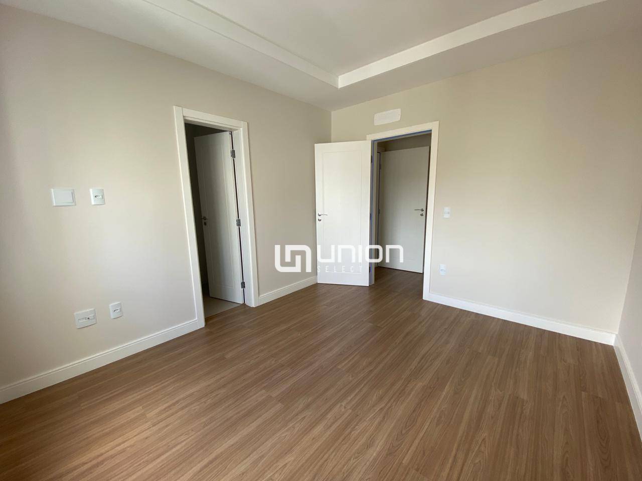 Apartamento à venda com 3 quartos, 141m² - Foto 10