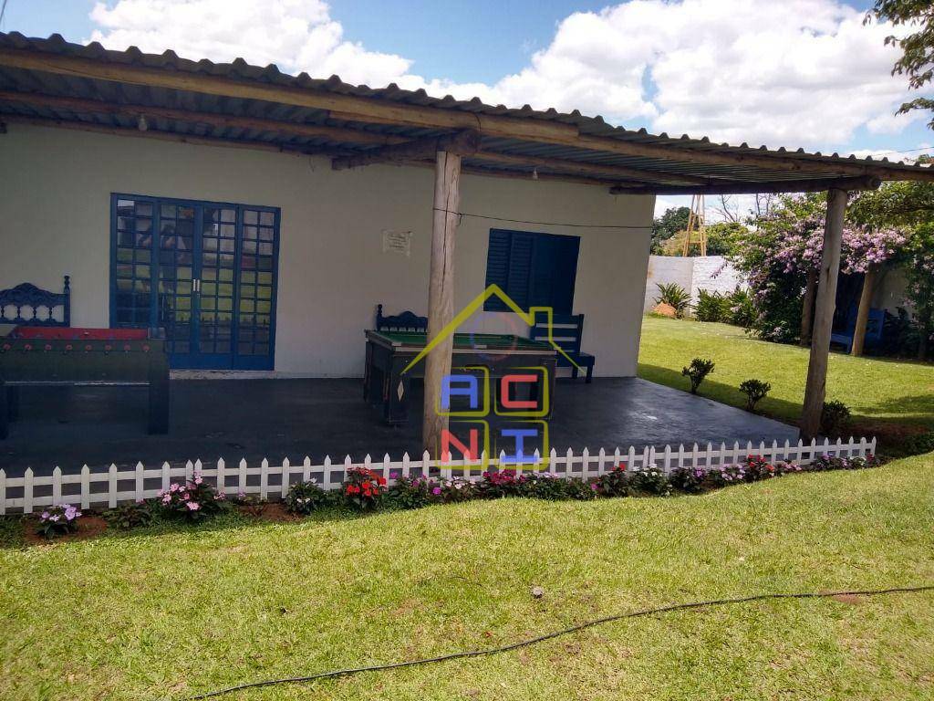 Chácara à venda com 2 quartos, 80m² - Foto 2