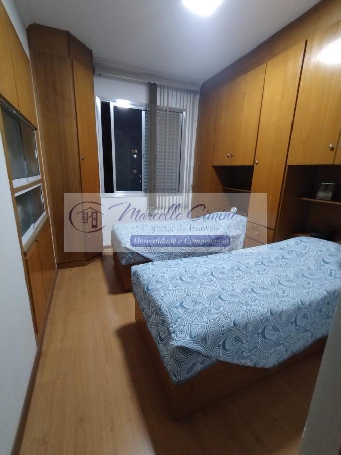 Apartamento à venda com 2 quartos, 70m² - Foto 5