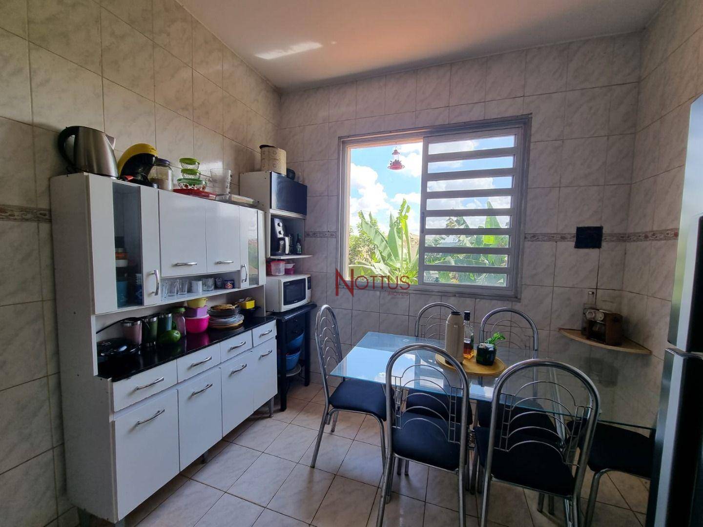 Casa à venda com 3 quartos, 225m² - Foto 5