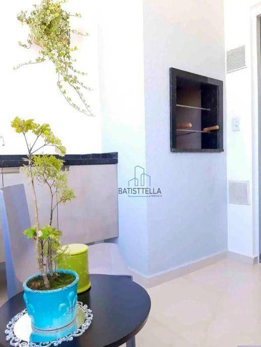 Apartamento à venda com 2 quartos, 64m² - Foto 10