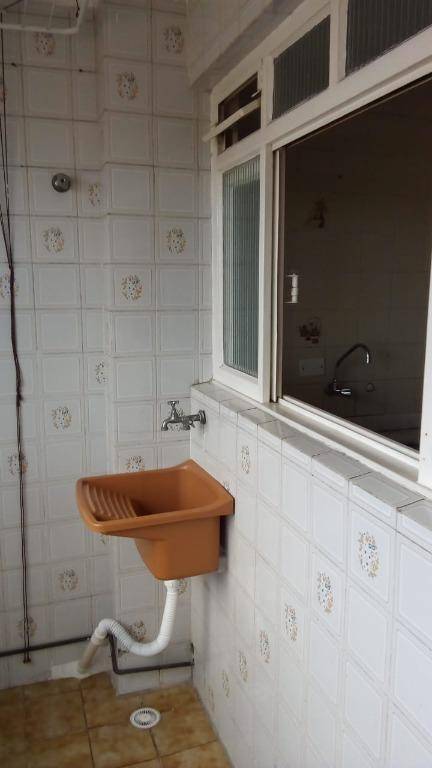 Apartamento para alugar com 2 quartos, 70m² - Foto 50