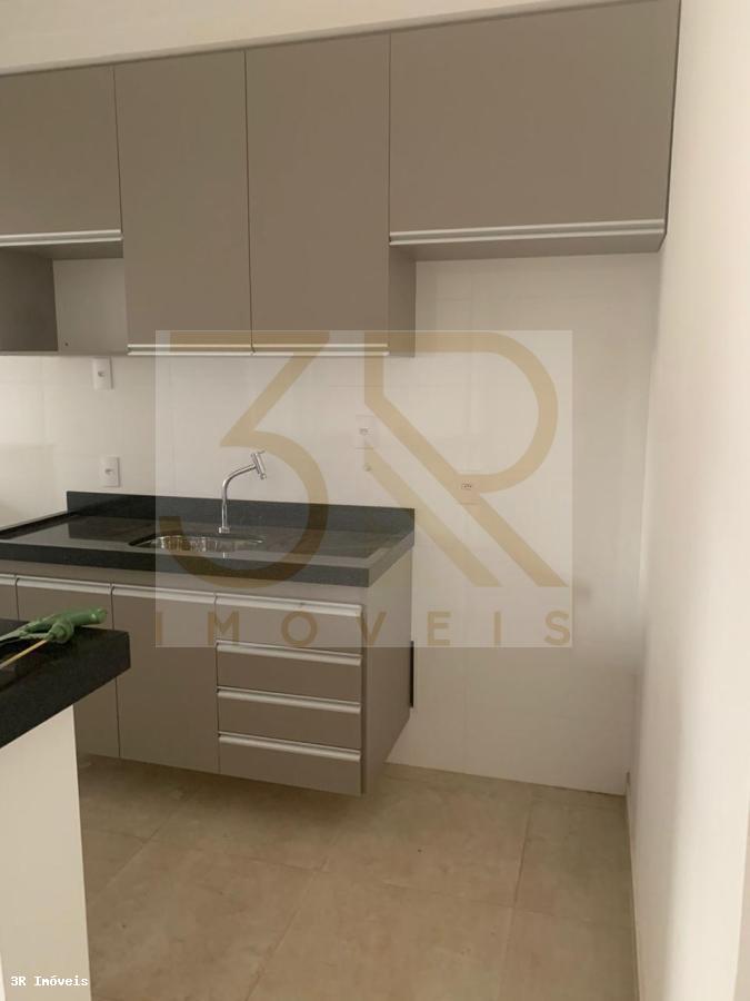 Apartamento à venda com 2 quartos, 80m² - Foto 5