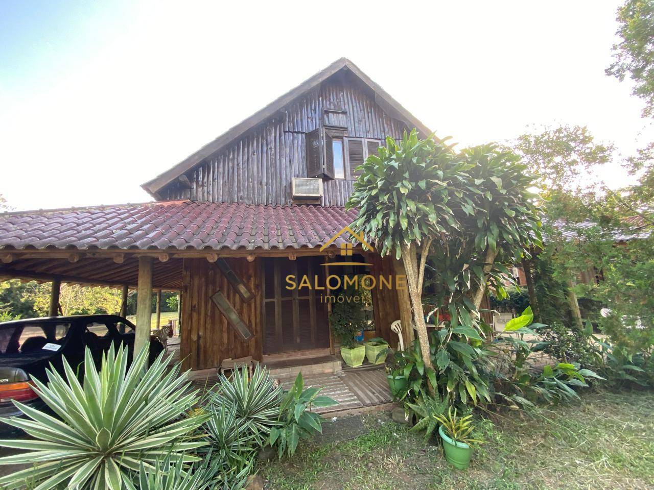 Sítio, 3 quartos, 1500 m² - Foto 1