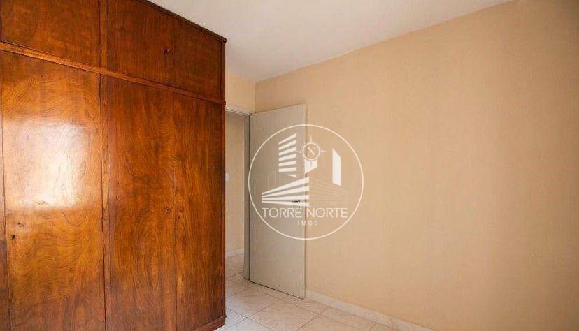 Apartamento à venda com 3 quartos, 67m² - Foto 4