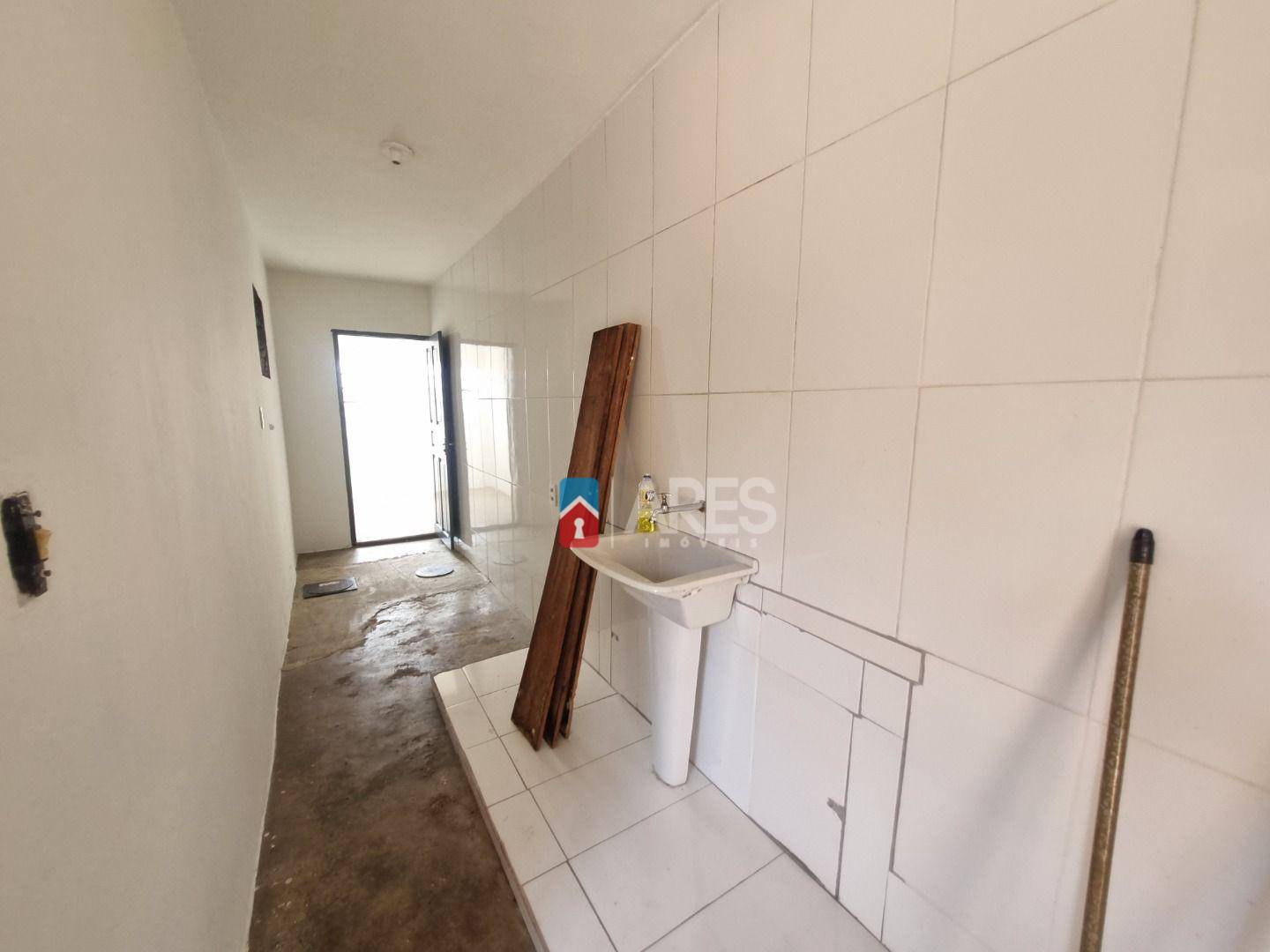 Casa à venda com 2 quartos, 95m² - Foto 8