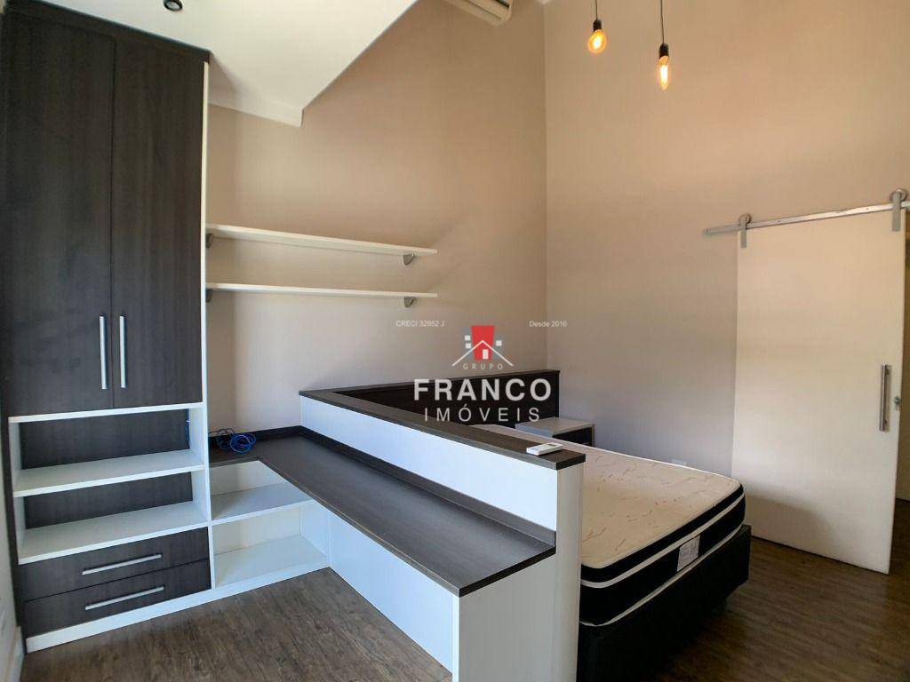 Casa de Condomínio para alugar com 4 quartos, 550m² - Foto 39